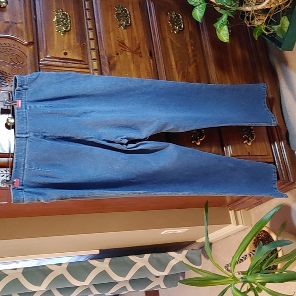 💚Haggar Women's Petite Blue Jeans - Picture 4 of 8